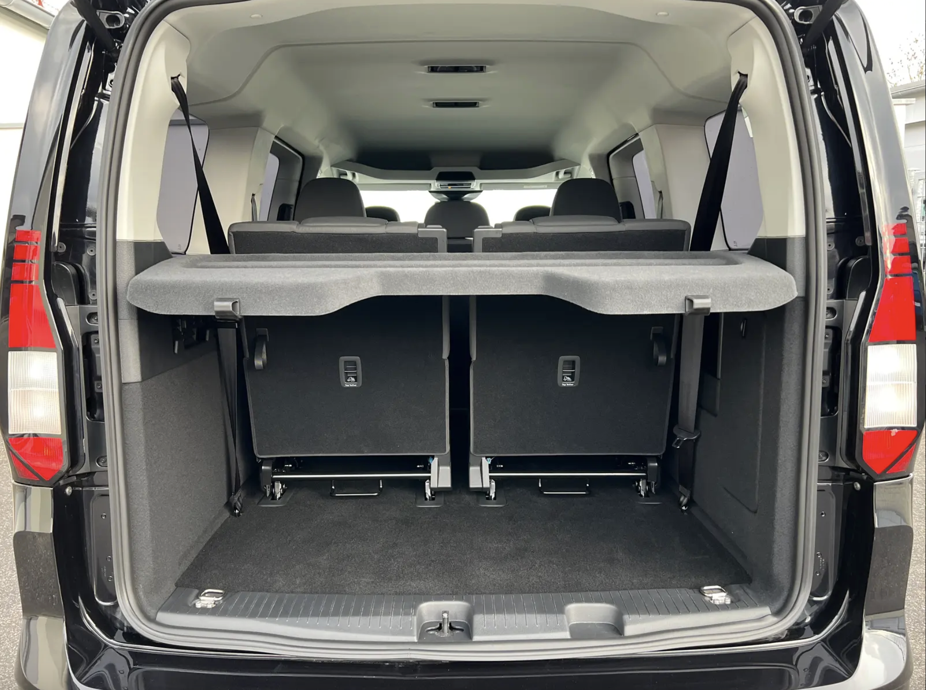 VW Caddy Maxi "Komfort" – Foto 5